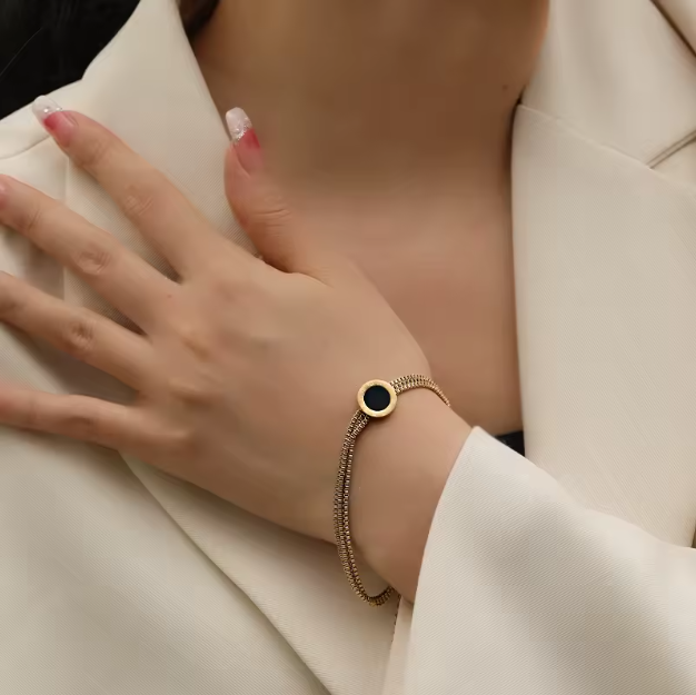 Midnight roman chain bracelet